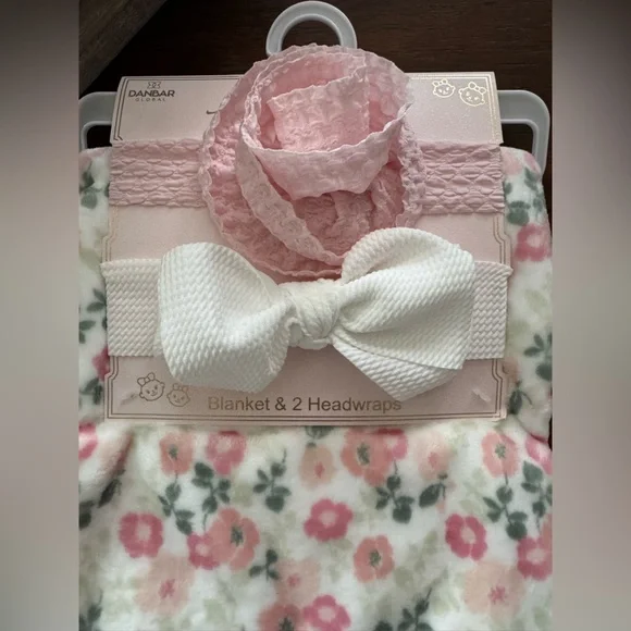 NEW Baby Girl Blanket & Headwrap Set - Pink Floral - Picture 2 of 5